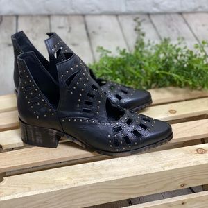 Sbicca Navarro black shoe